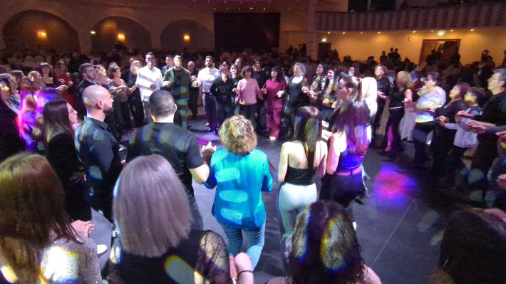 PXL_20251227_210306365